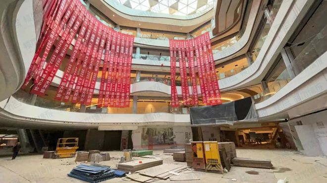 黄金·时代广场：济南奥体文博片区 40 万平米商务办公综合体