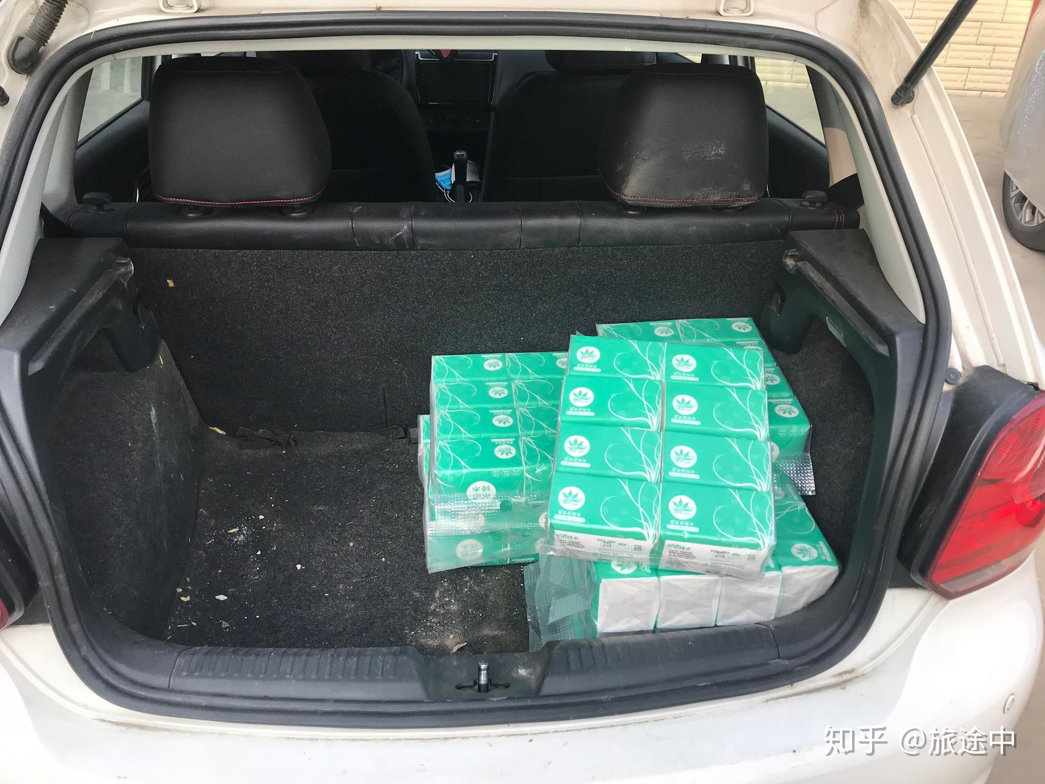 纸巾和袜子摆地摊，低成本高利润的赚钱选择